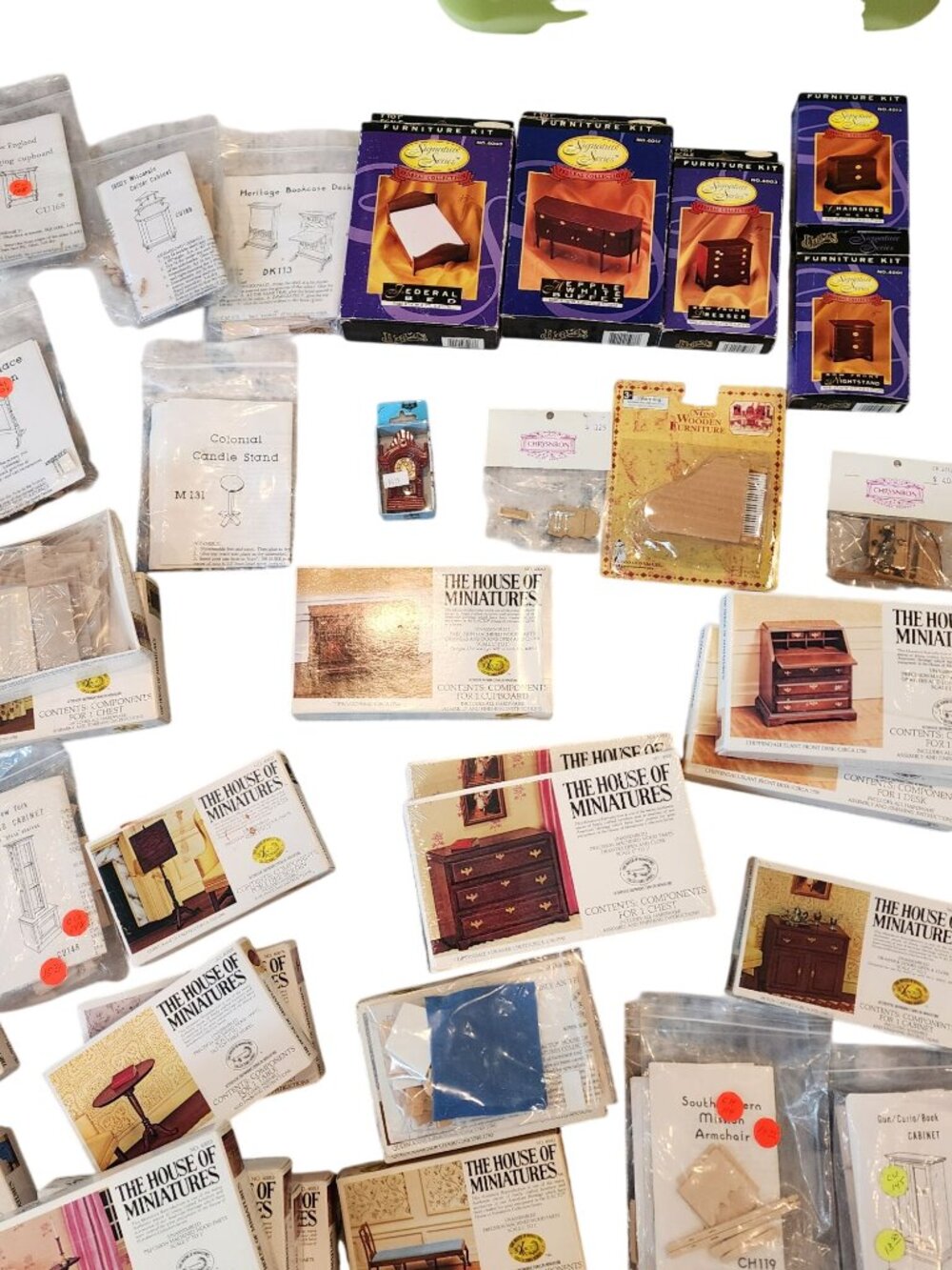 65 Vintage Houseworks Miniature Dollhouse Furniture Kits - Picture 5 of 8